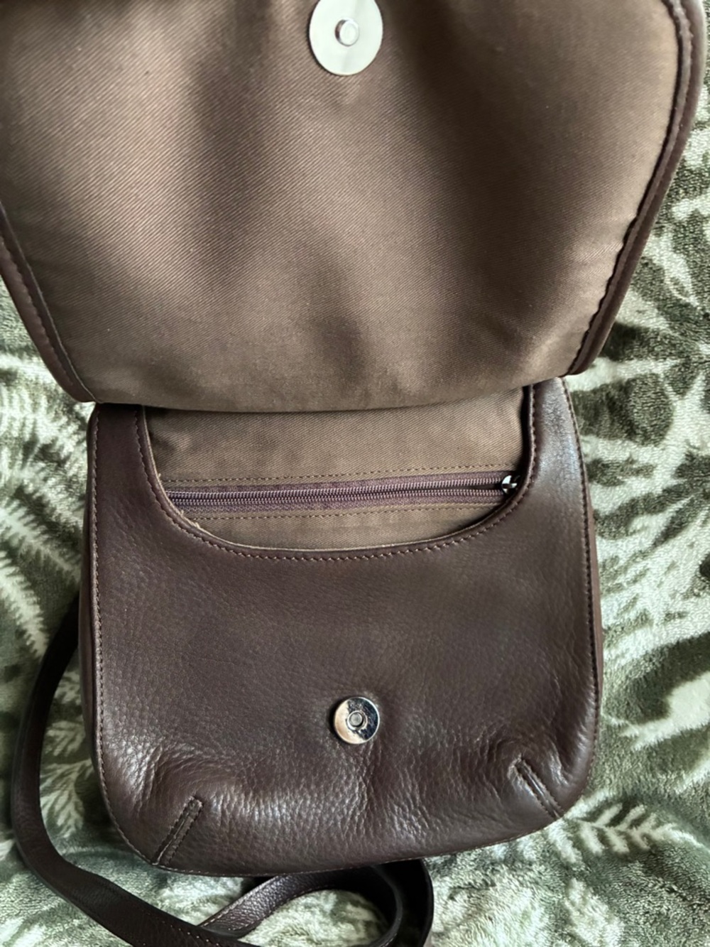 Fossil Brown Pebbled Leather Crossbody Bag - Picture 6 of 9